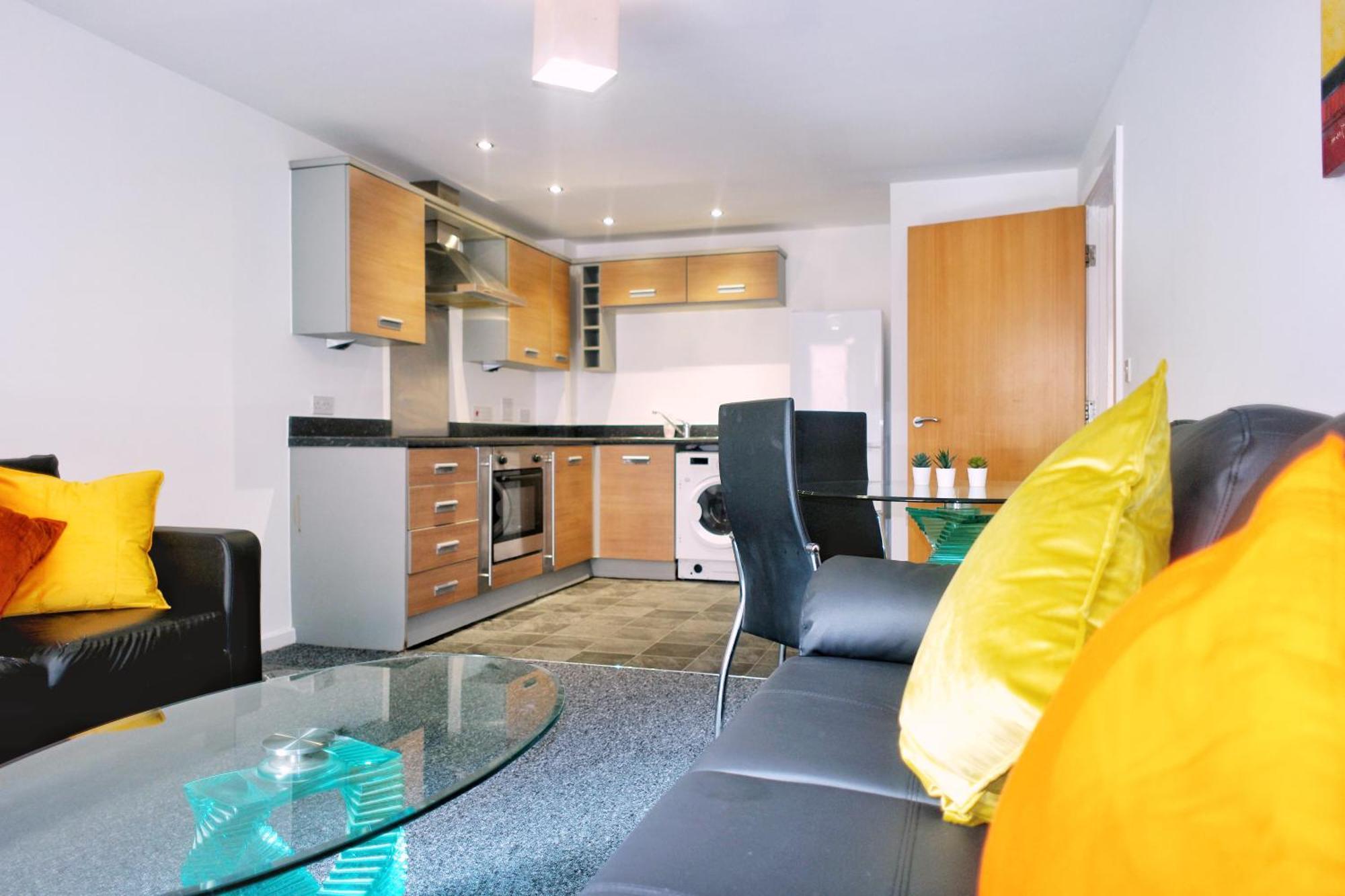2 Bed Ensuite With Balcony And Free Onsite Secure Parking Manchester Eksteriør billede